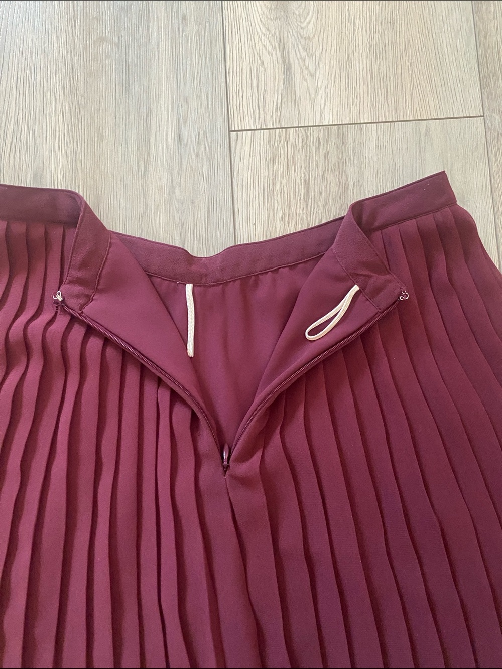 Wilfred Burgundy Pleated Mini Twirl Skirt - Picture 4 of 6